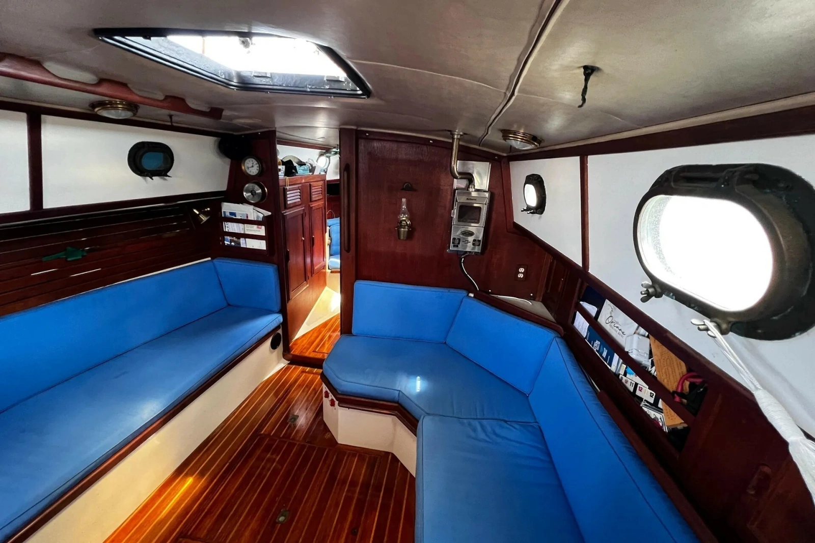 1982 Pacific Seacraft 