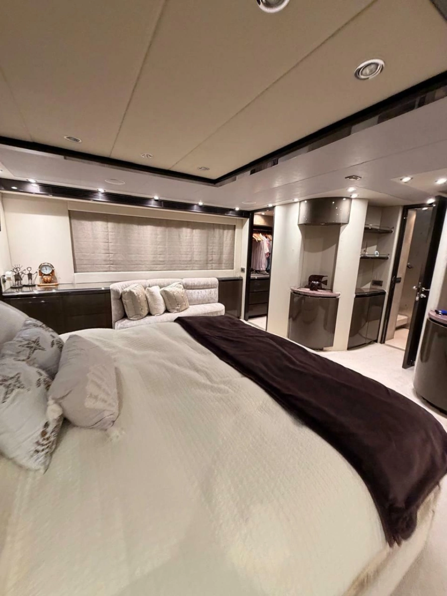 Master Suite 6