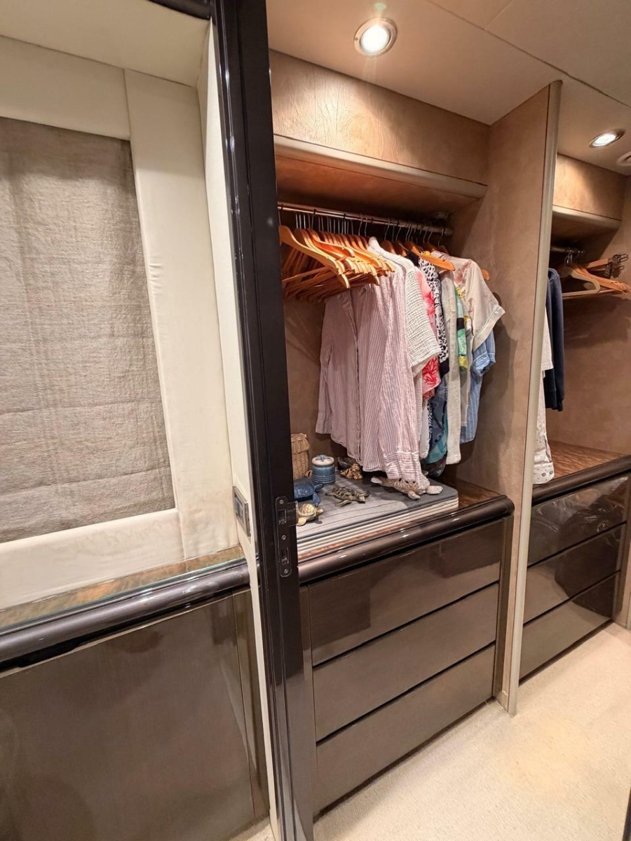 Master Suite 8