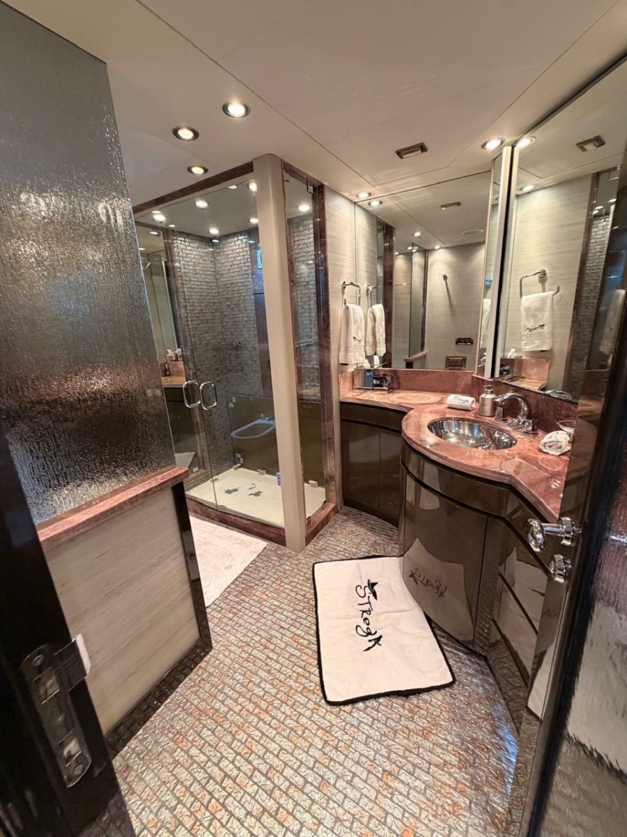Master Suite 10