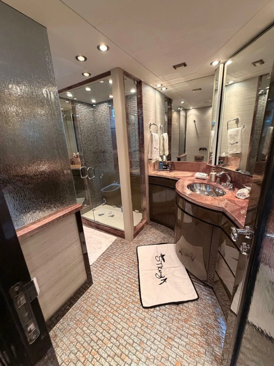 Master Suite 10