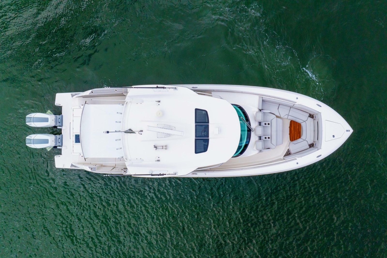 2024 Tiara Yachts 43 LS