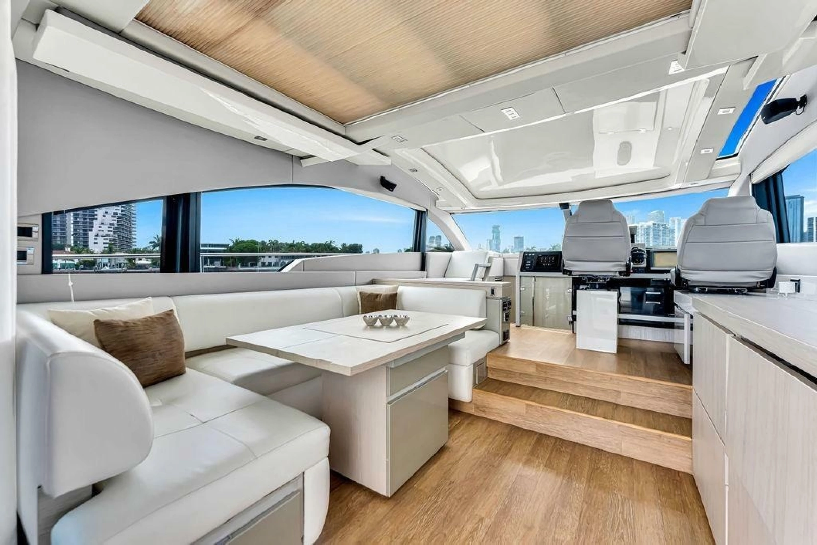 Mari Cruz 58ft Fairline Yacht For Sale
