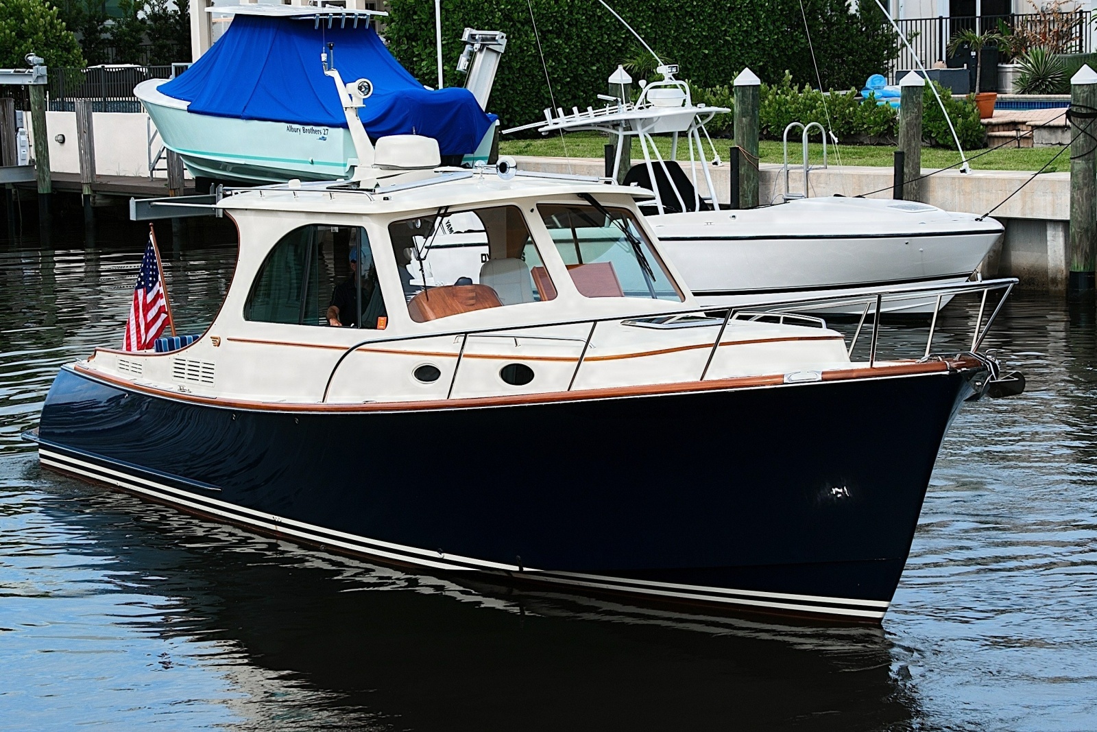 2018 Hinckley Picnic Boat 37 MKIII