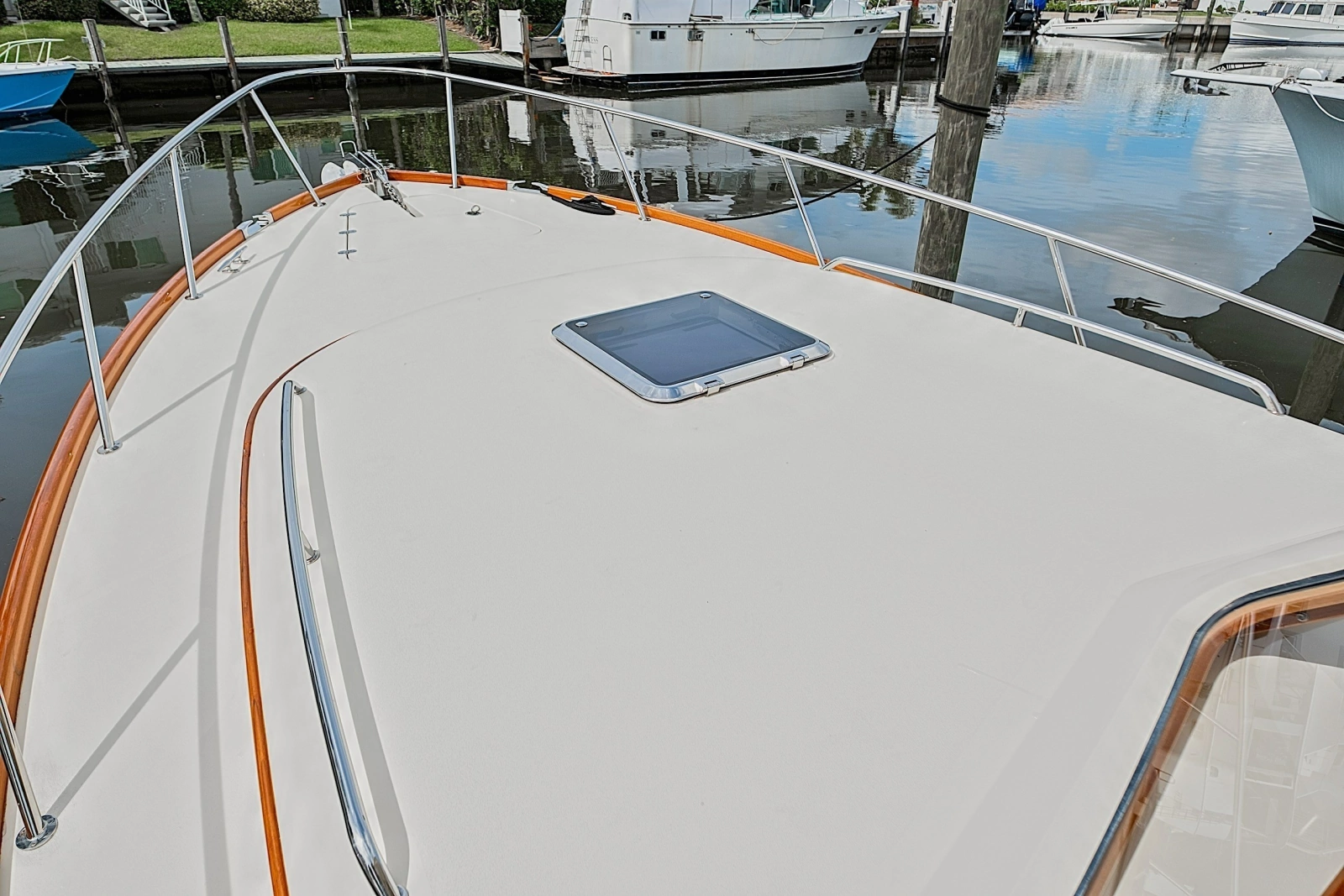 2018 Hinckley Picnic Boat 37 MKIII