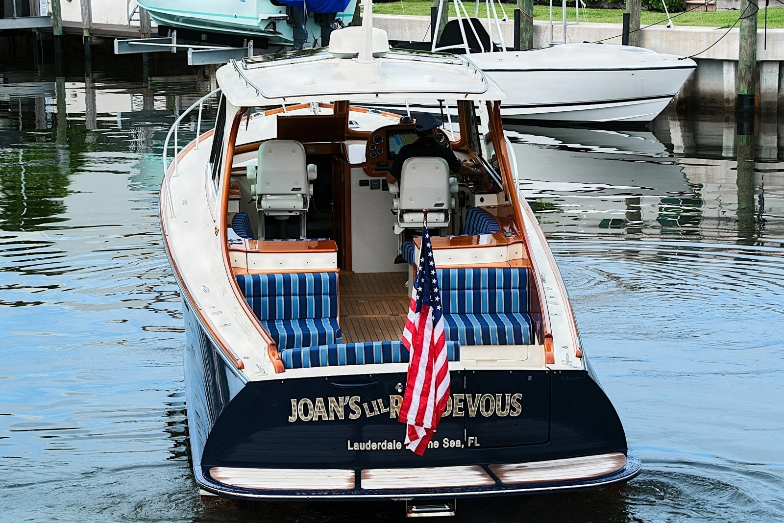 2018 Hinckley Picnic Boat 37 MKIII
