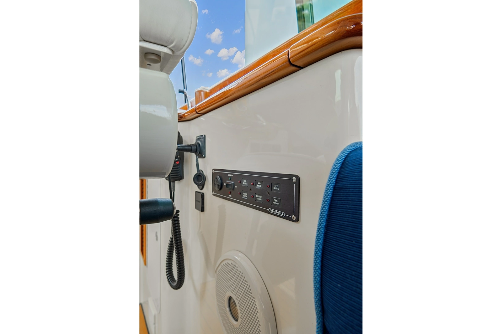 2018 Hinckley Picnic Boat 37 MKIII