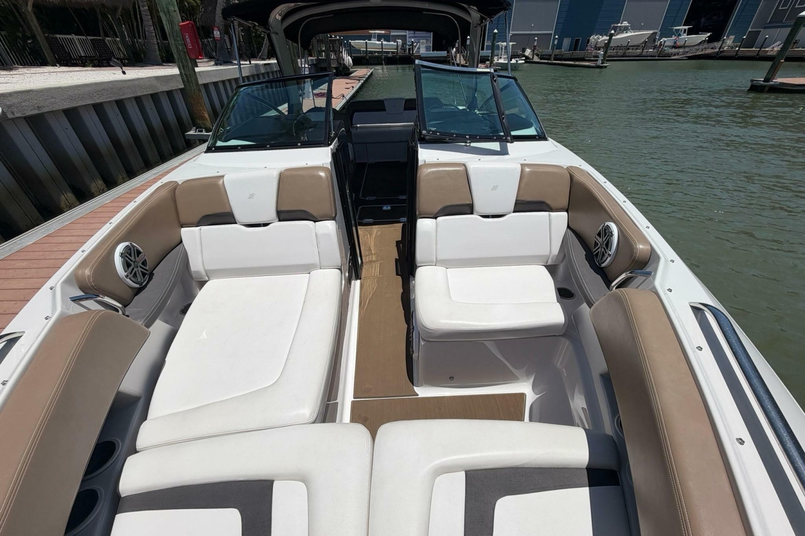 2016 Four Winns H290