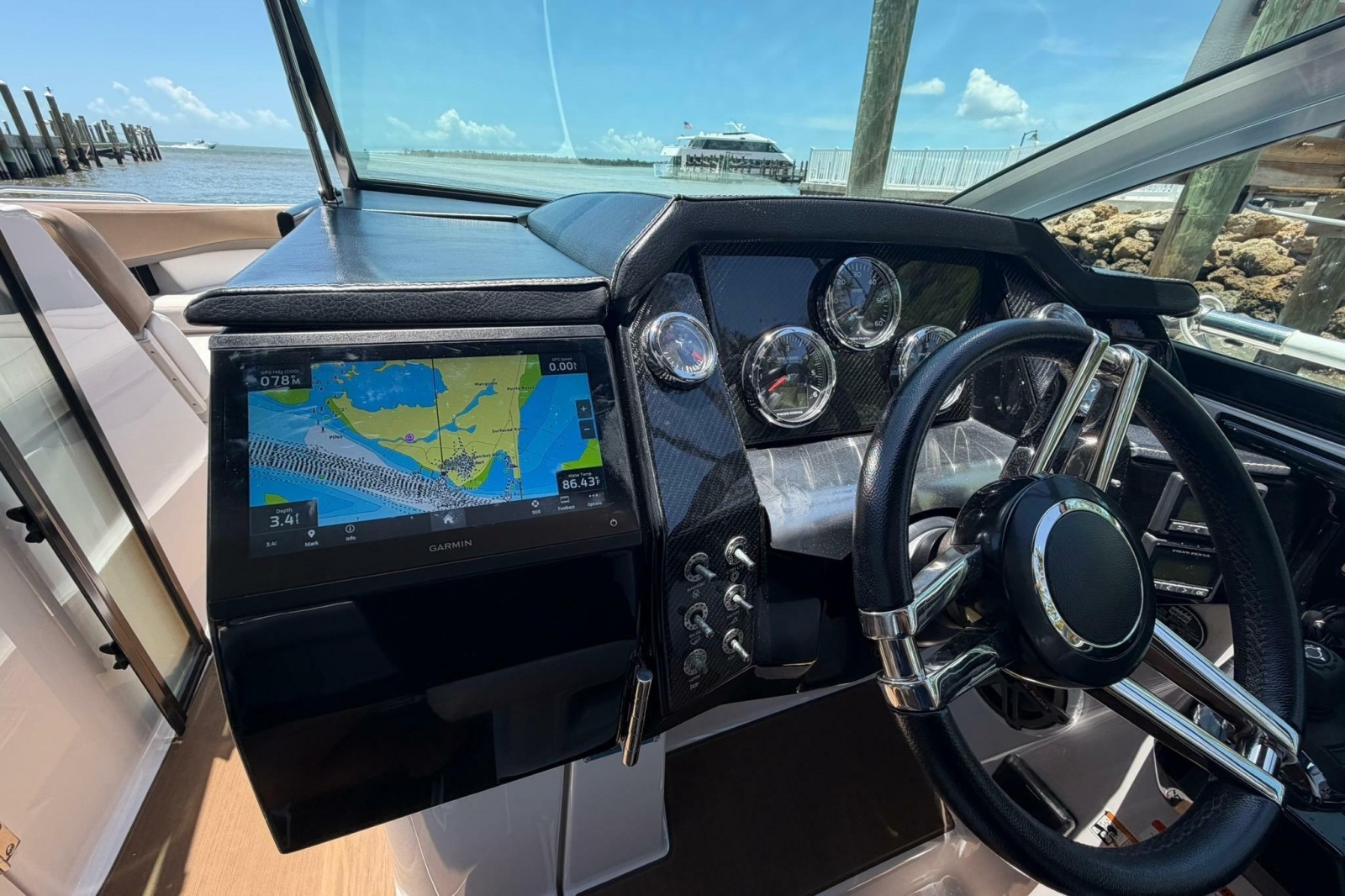2016 Four Winns H290