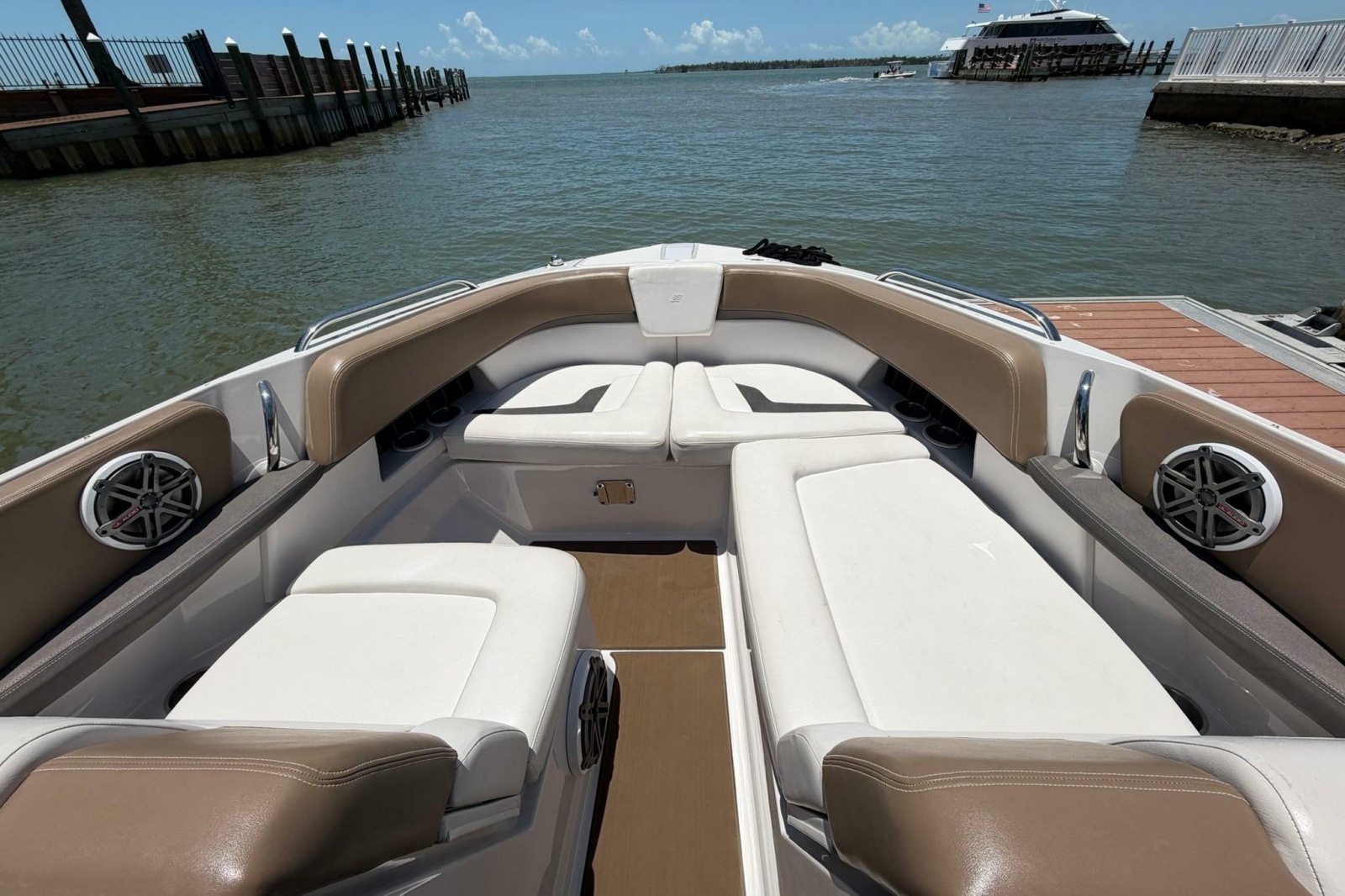 2016 Four Winns H290