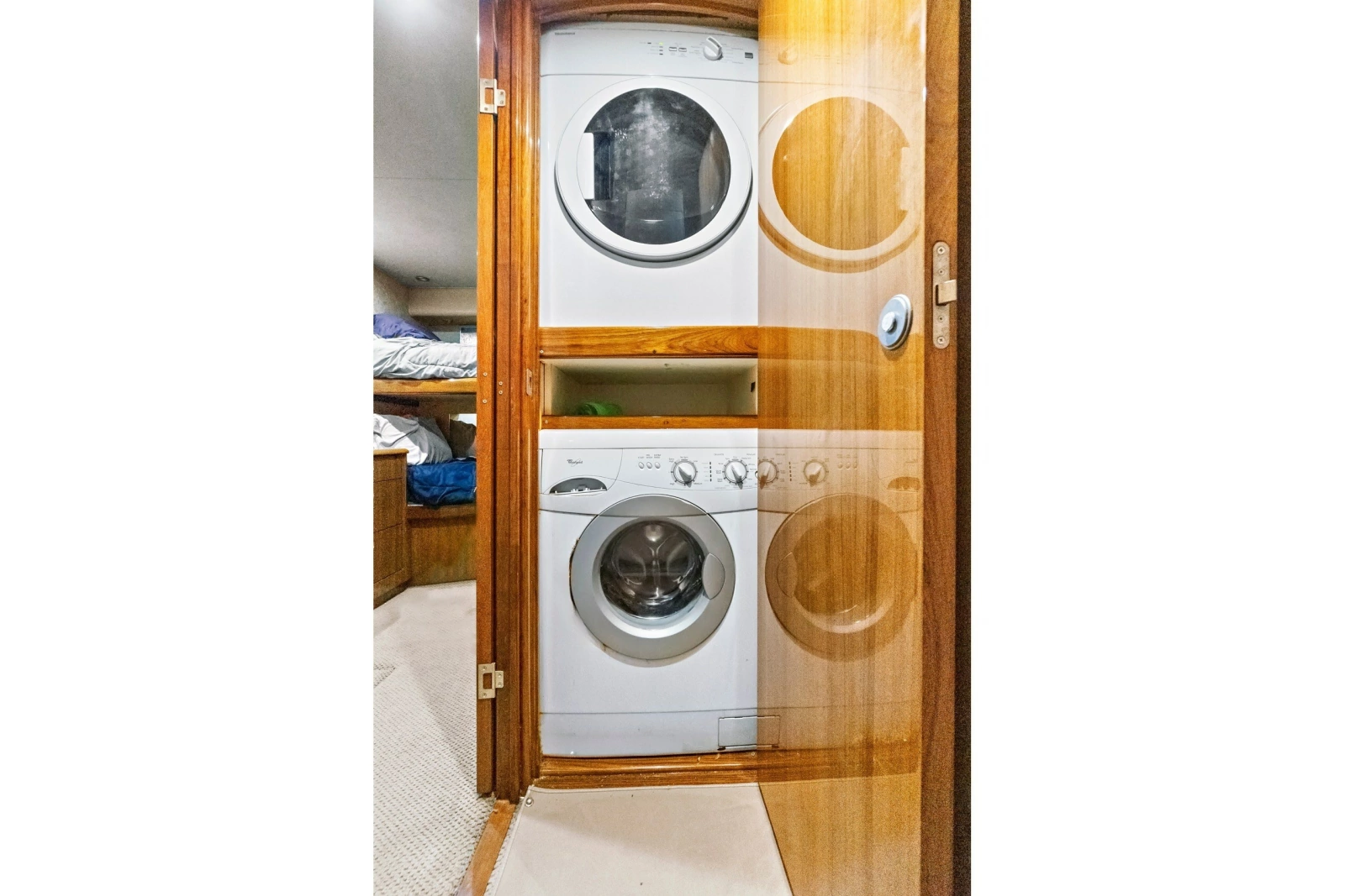 2008 Viking 74 Enclosed Bridge