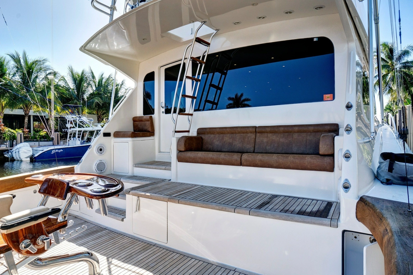 2008 Viking 74 Enclosed Bridge