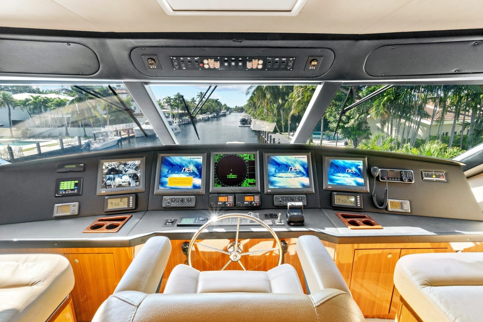 2008 Viking 74 Enclosed Bridge