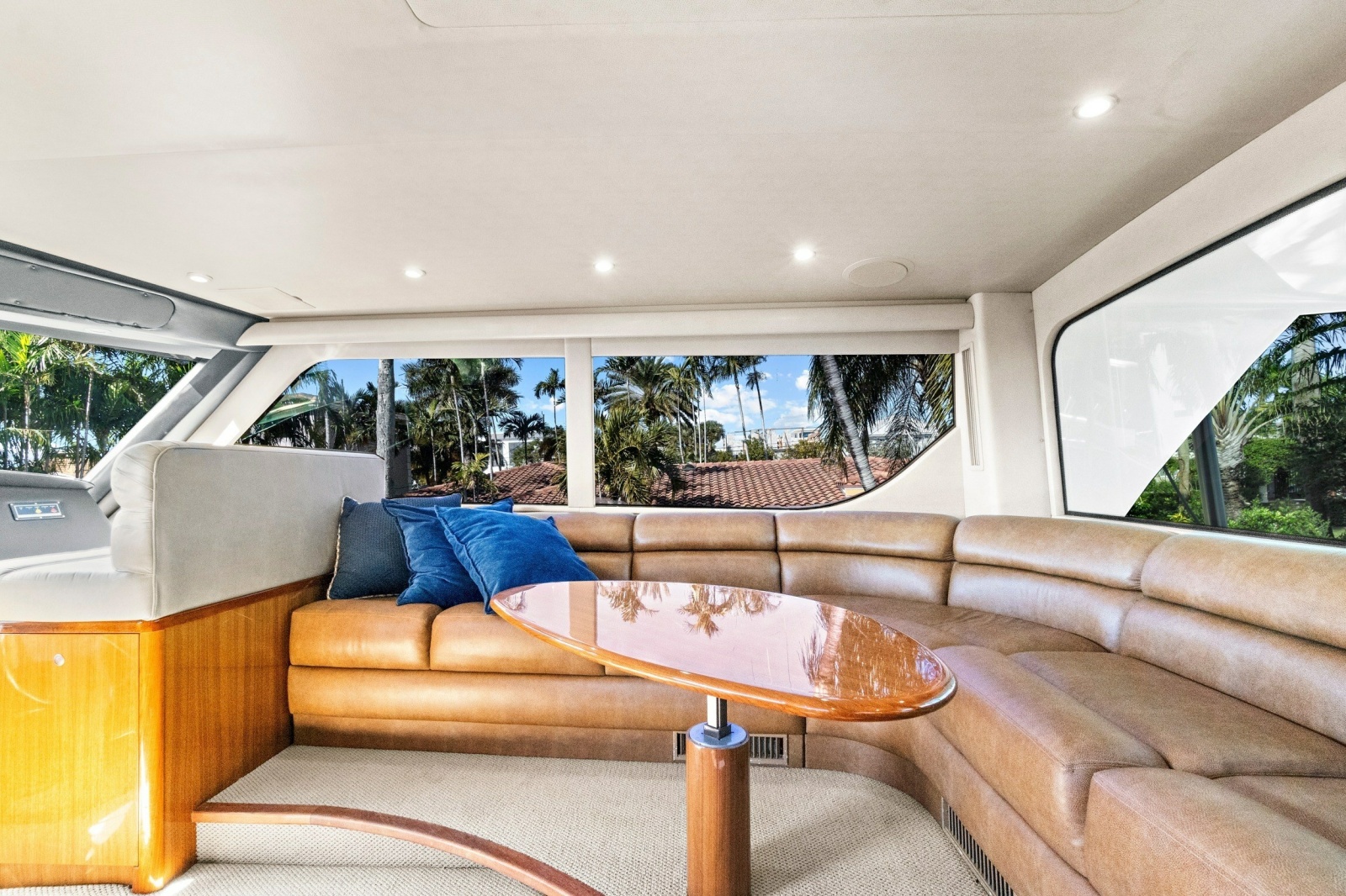 2008 Viking 74 Enclosed Bridge