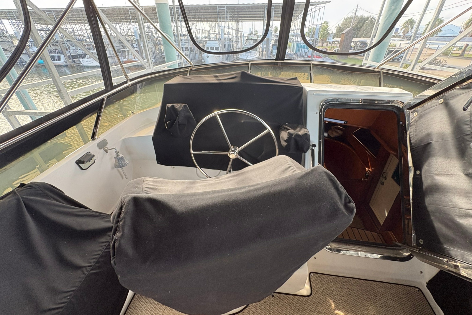 2003 Symbol 50 Pilothouse