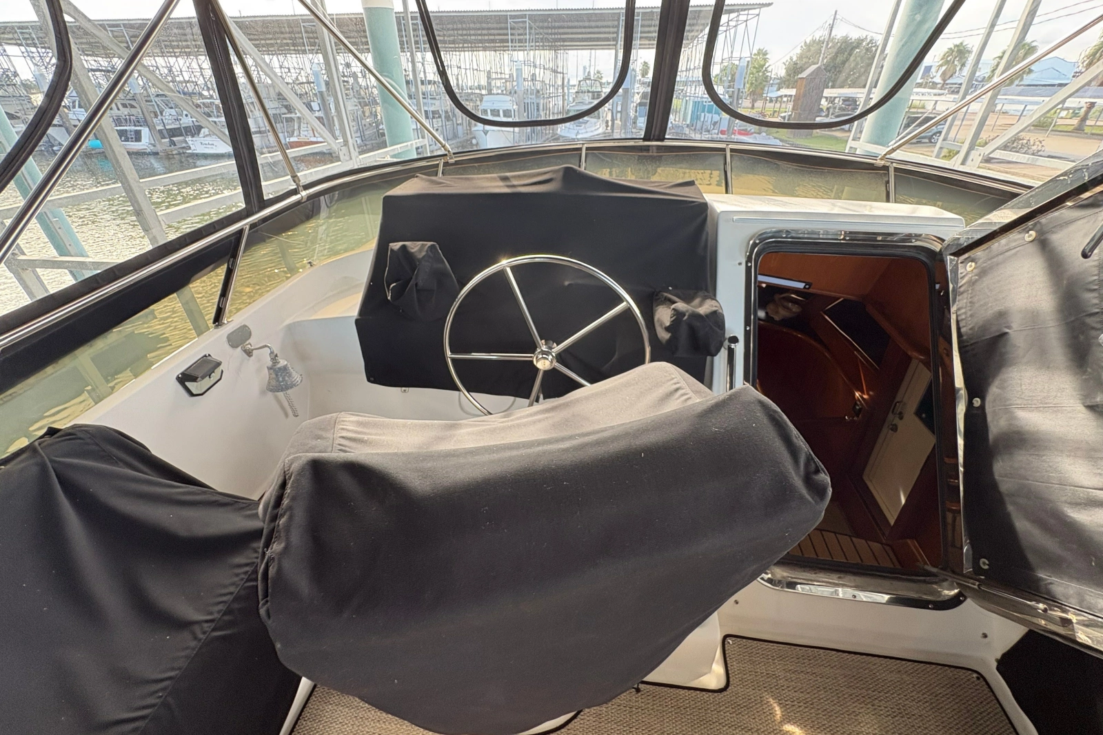 2003 Symbol 50 Pilothouse