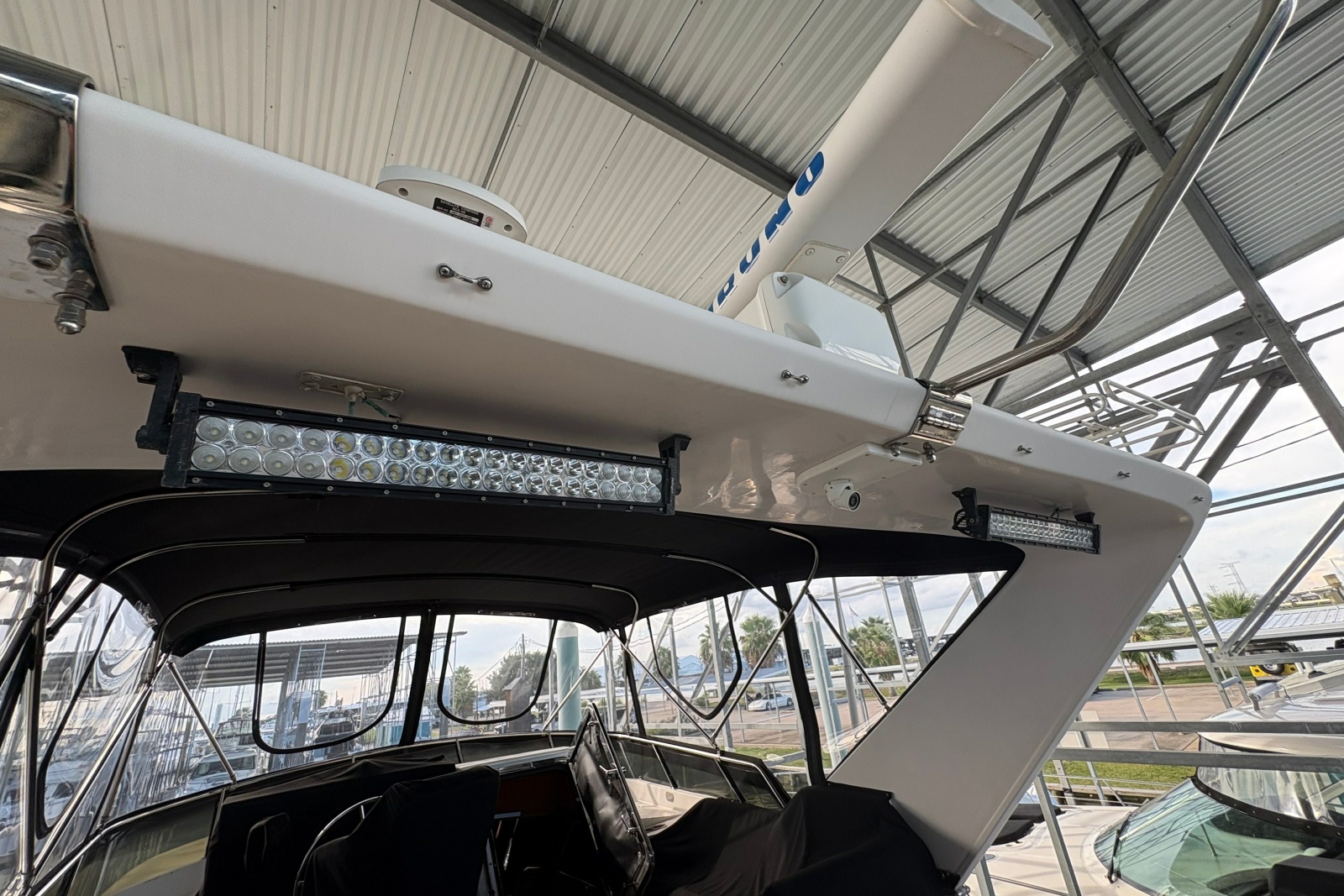 2003 Symbol 50 Pilothouse