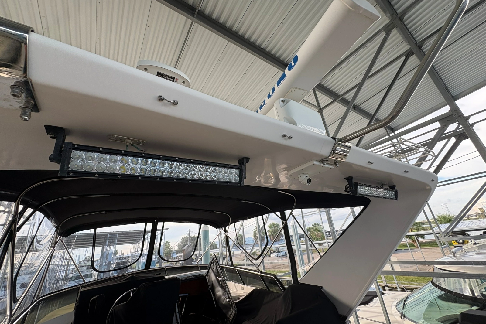 2003 Symbol 50 Pilothouse