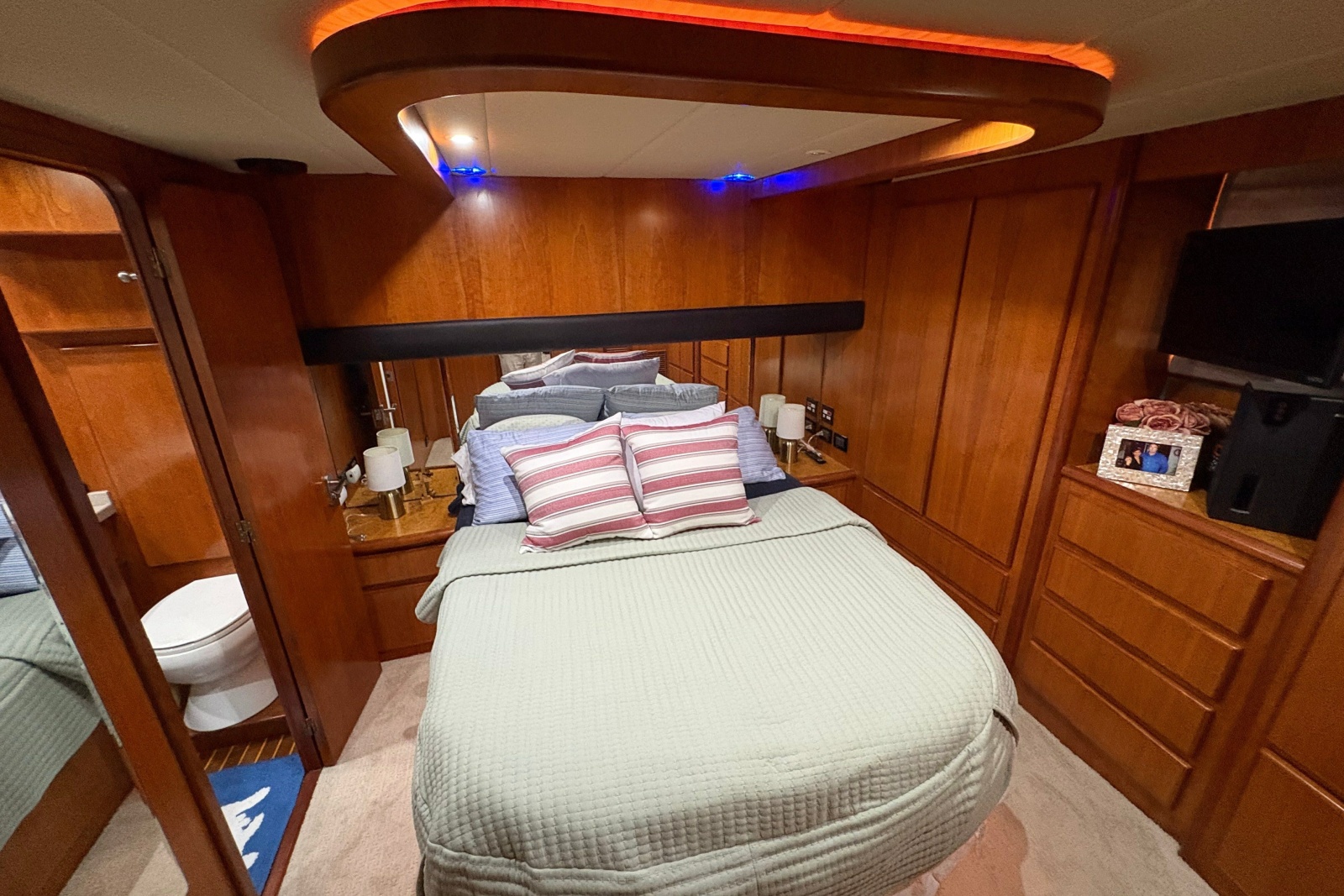 2003 Symbol 50 Pilothouse