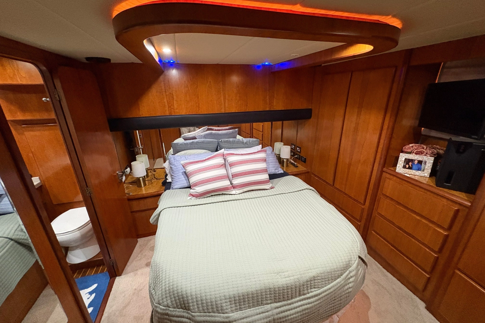 2003 Symbol 50 Pilothouse