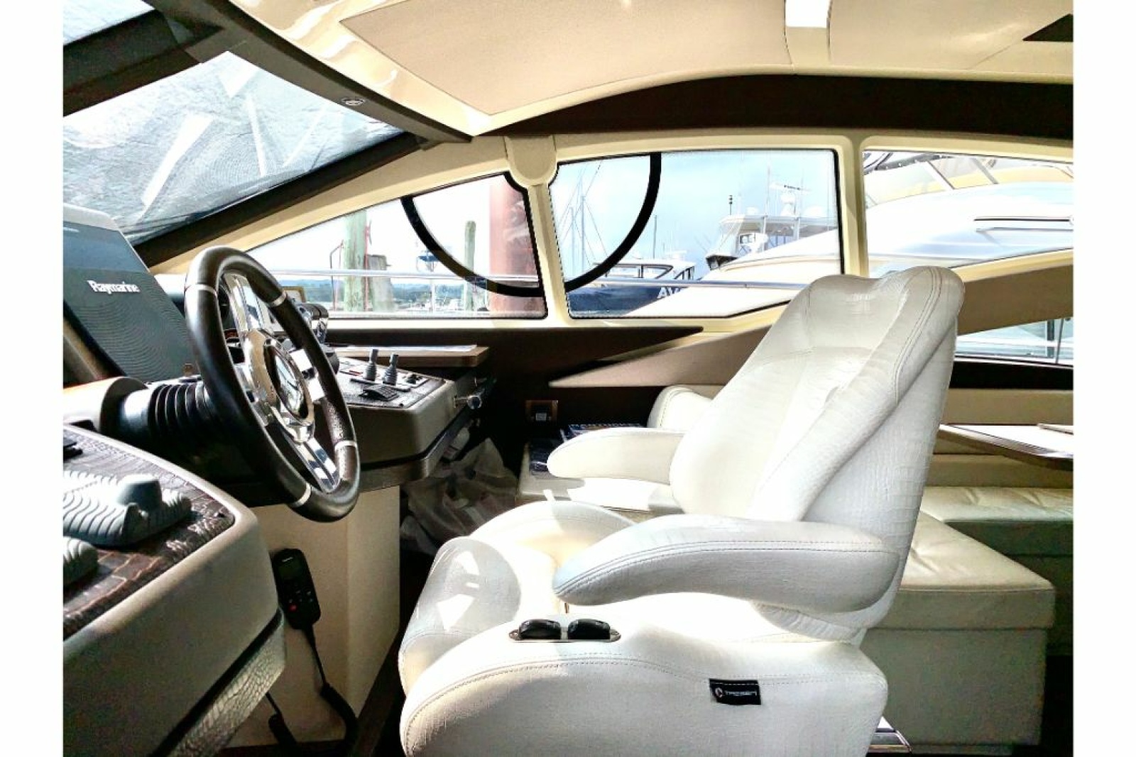 2016 Azimut FLY 60