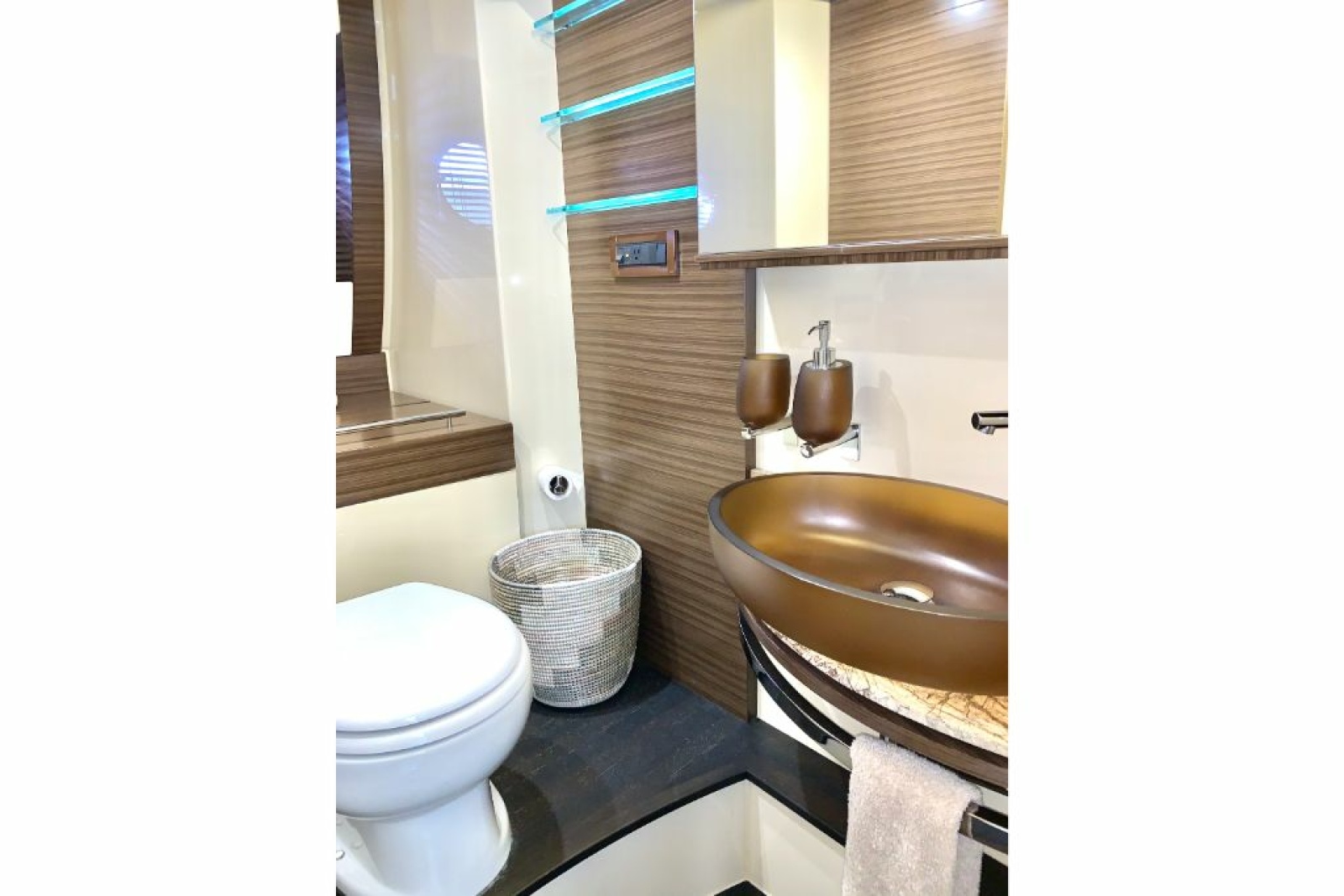 2016 Azimut FLY 60