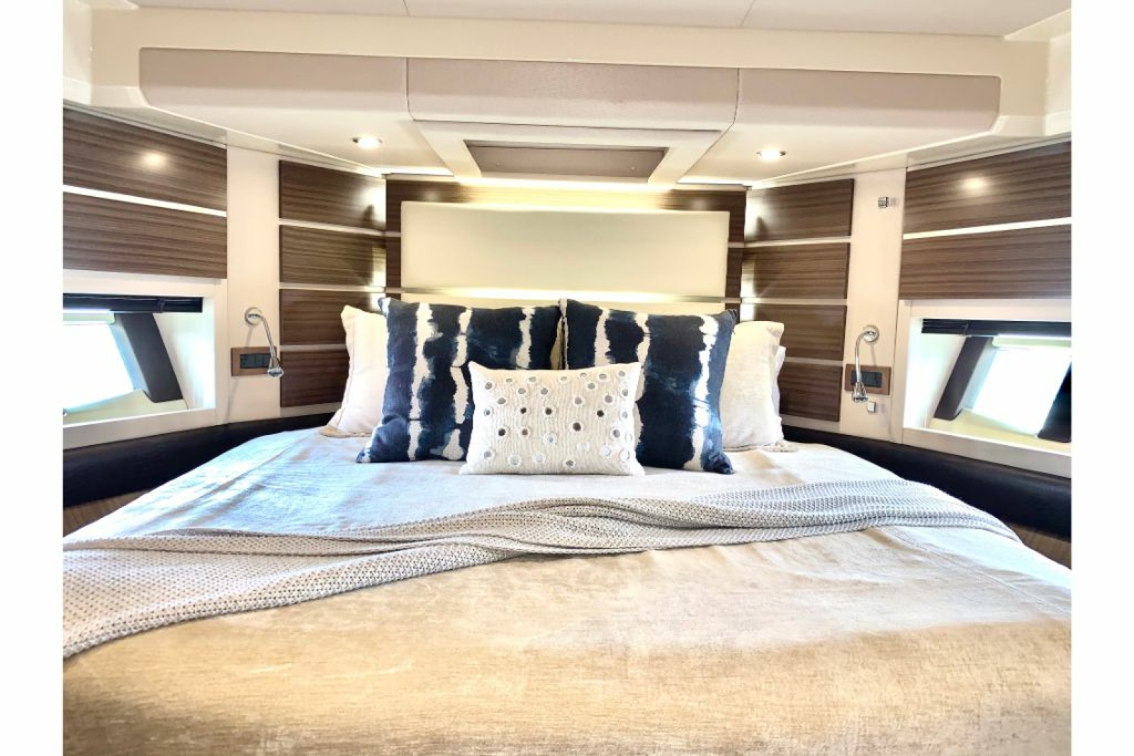 2016 Azimut FLY 60