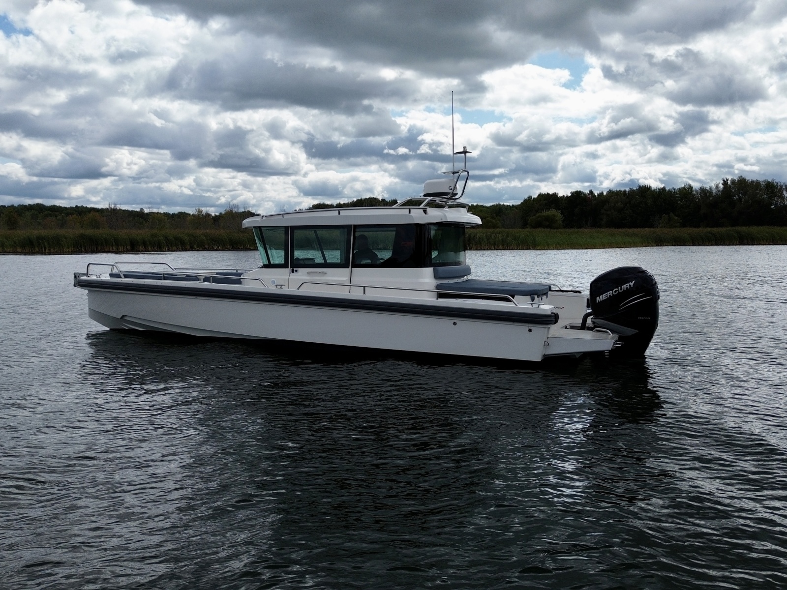 2018 Axopar 28 XC CROSS CABIN