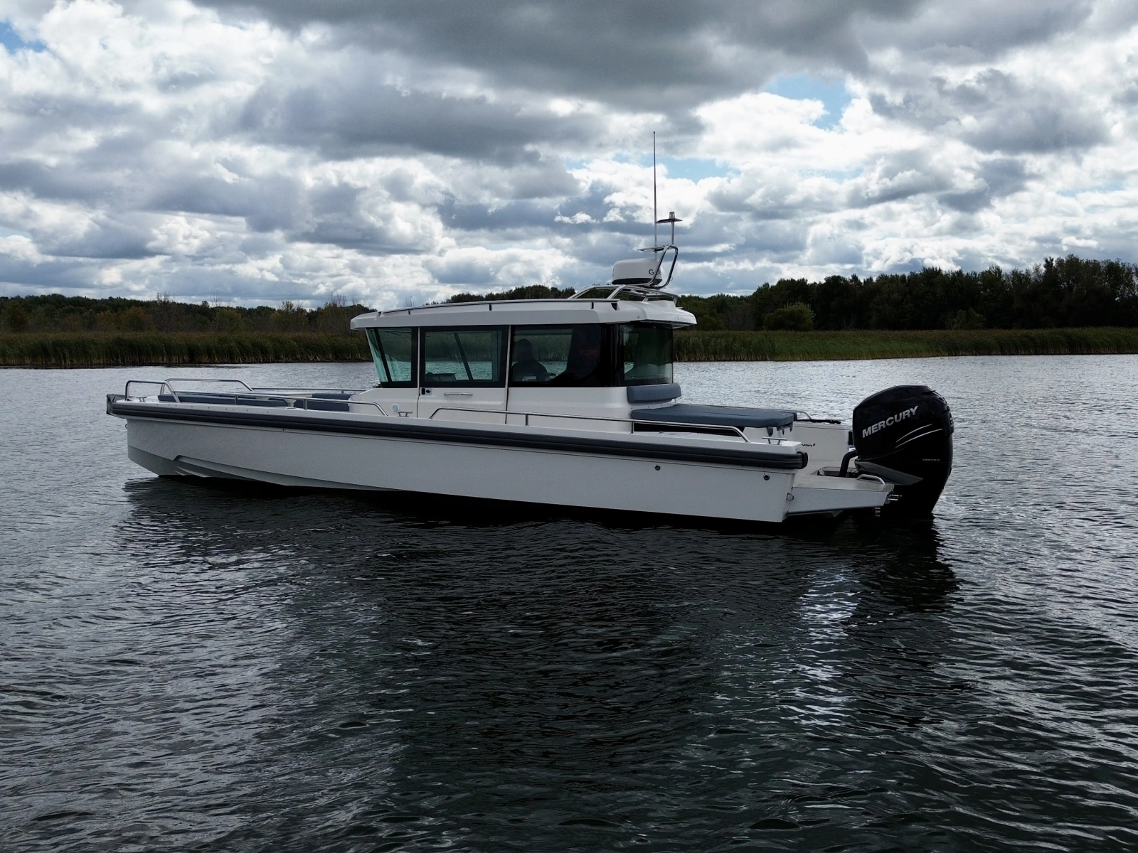 2018 Axopar 28 XC CROSS CABIN