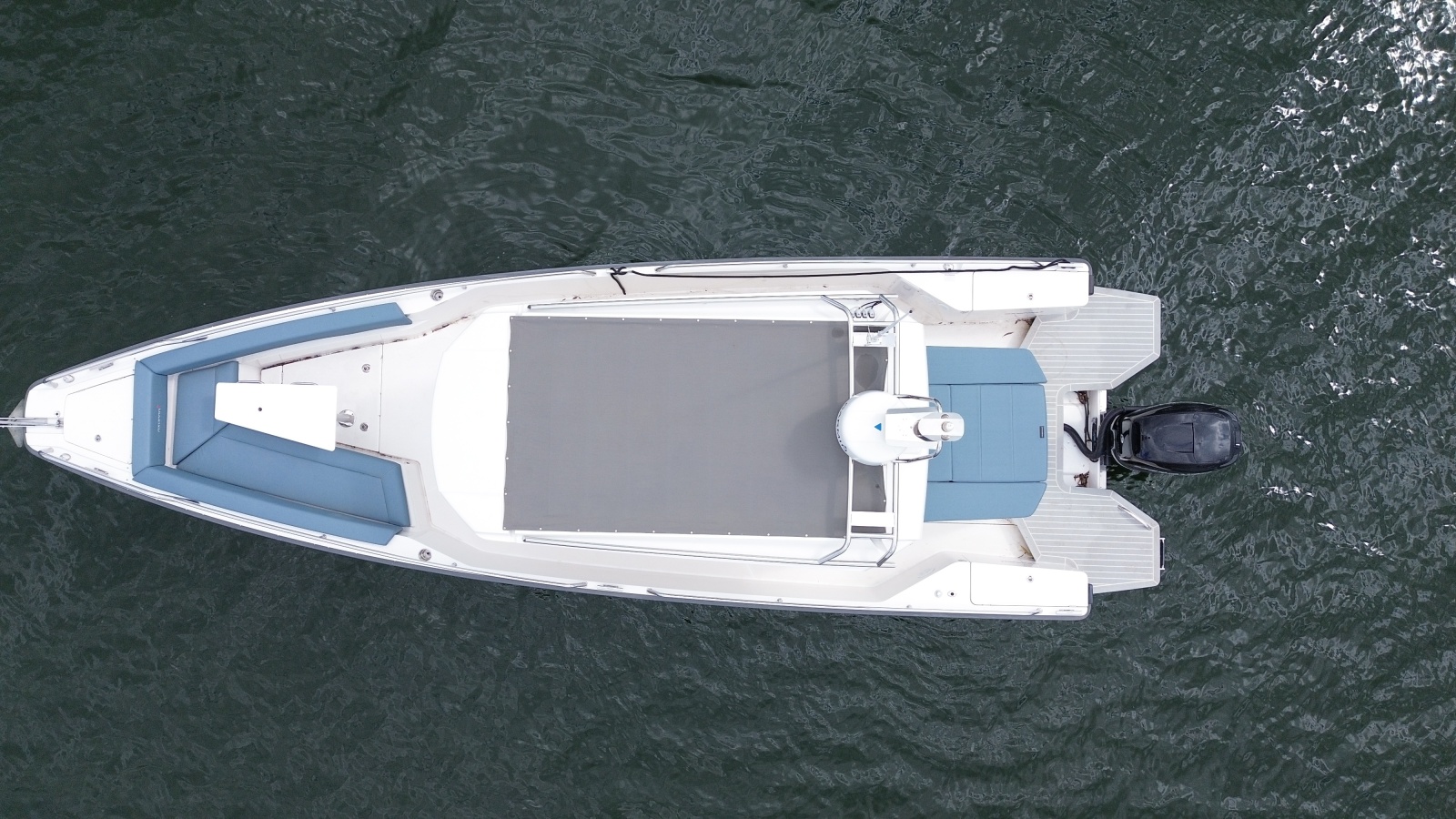 2018 Axopar 28 XC CROSS CABIN
