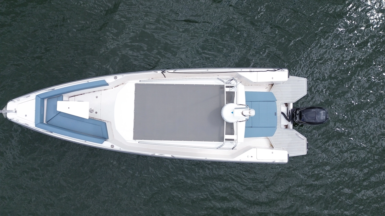 2018 Axopar 28 XC CROSS CABIN