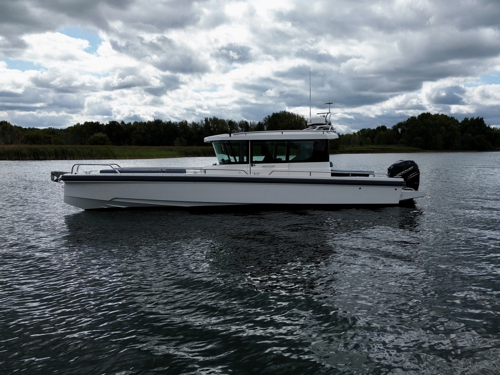 2018 Axopar 28 XC CROSS CABIN