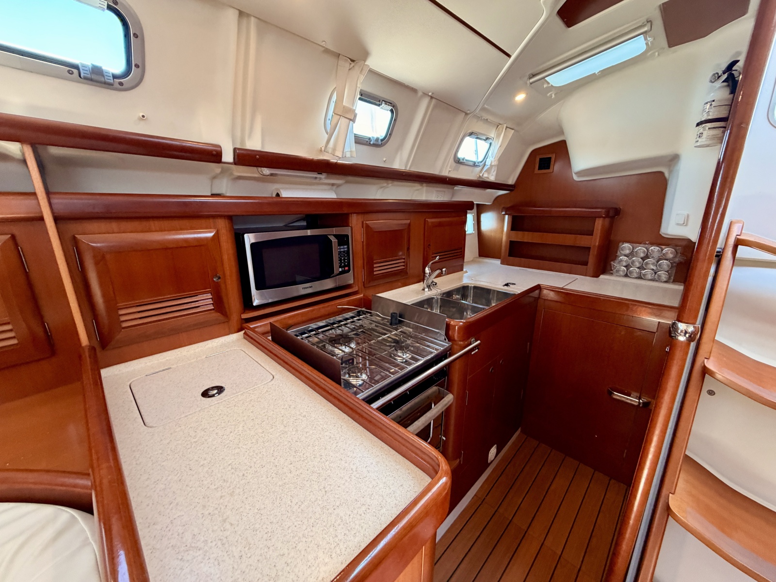 2006 Beneteau 423