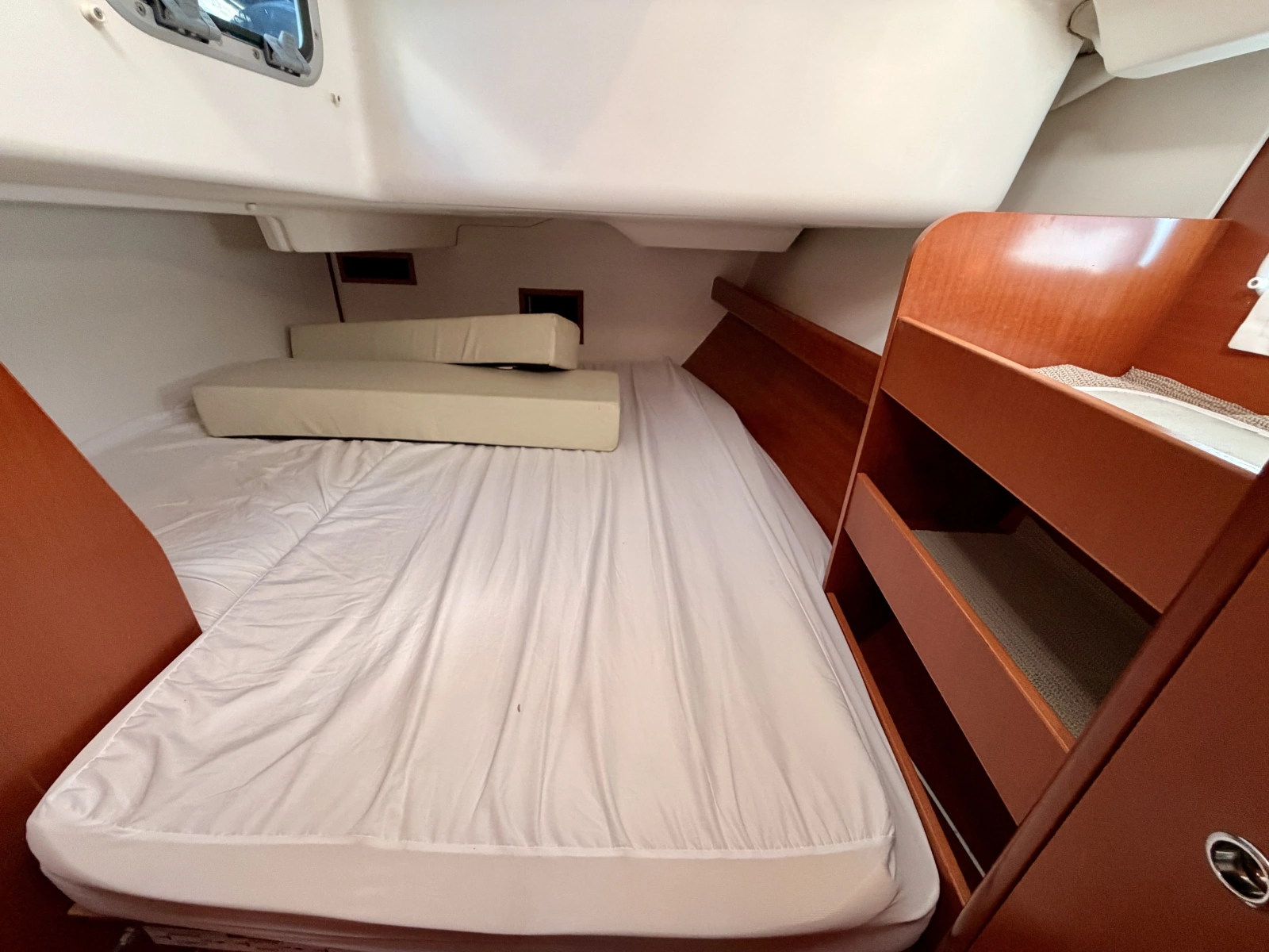 2006 Beneteau 423