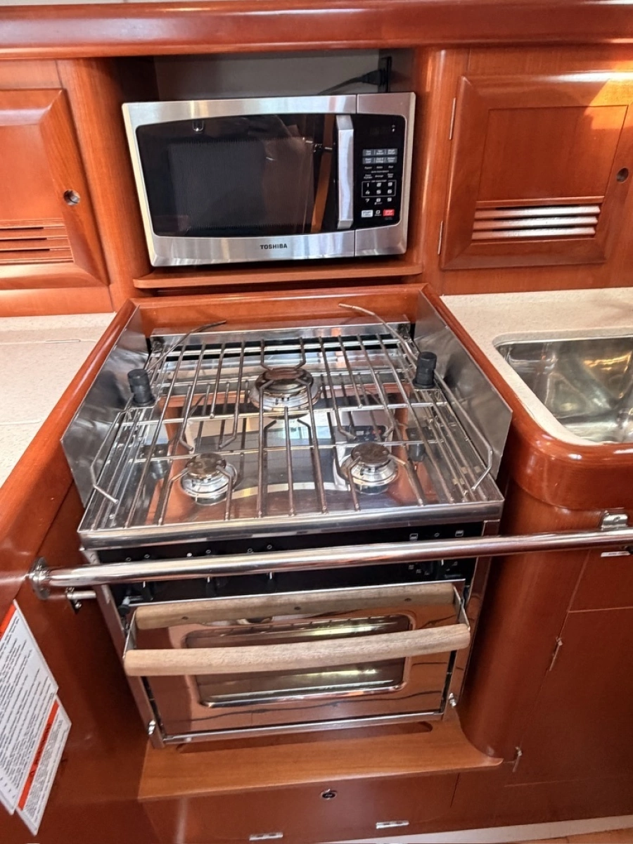 2006 Beneteau 423