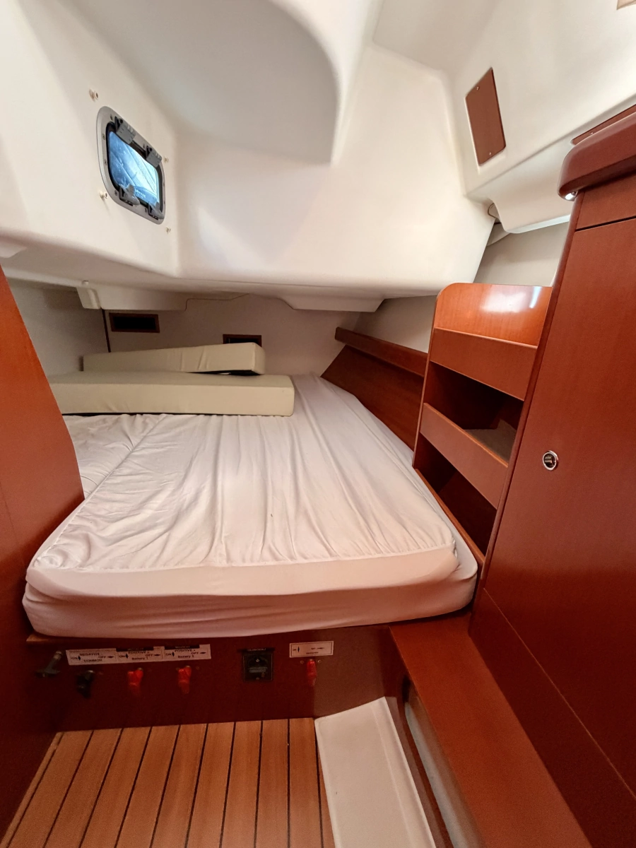 2006 Beneteau 423