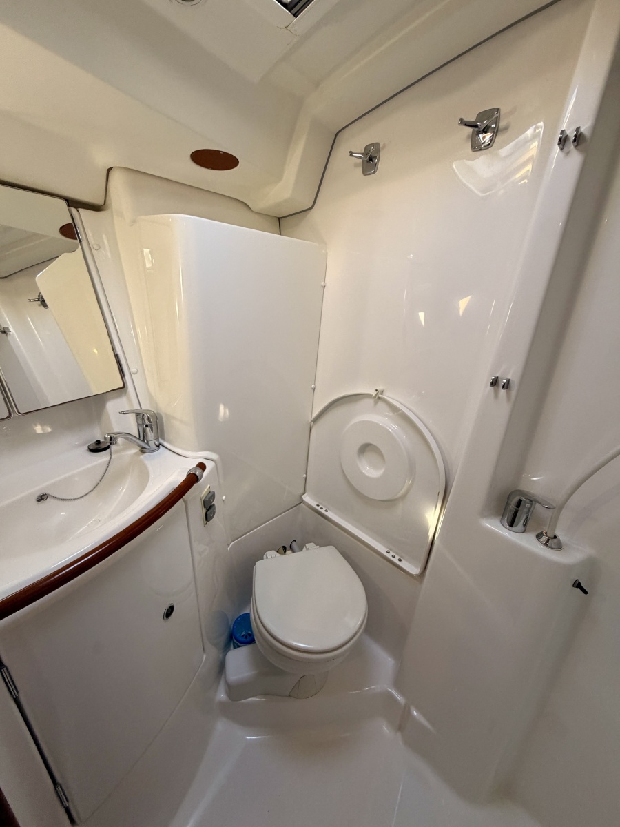 2006 Beneteau 423