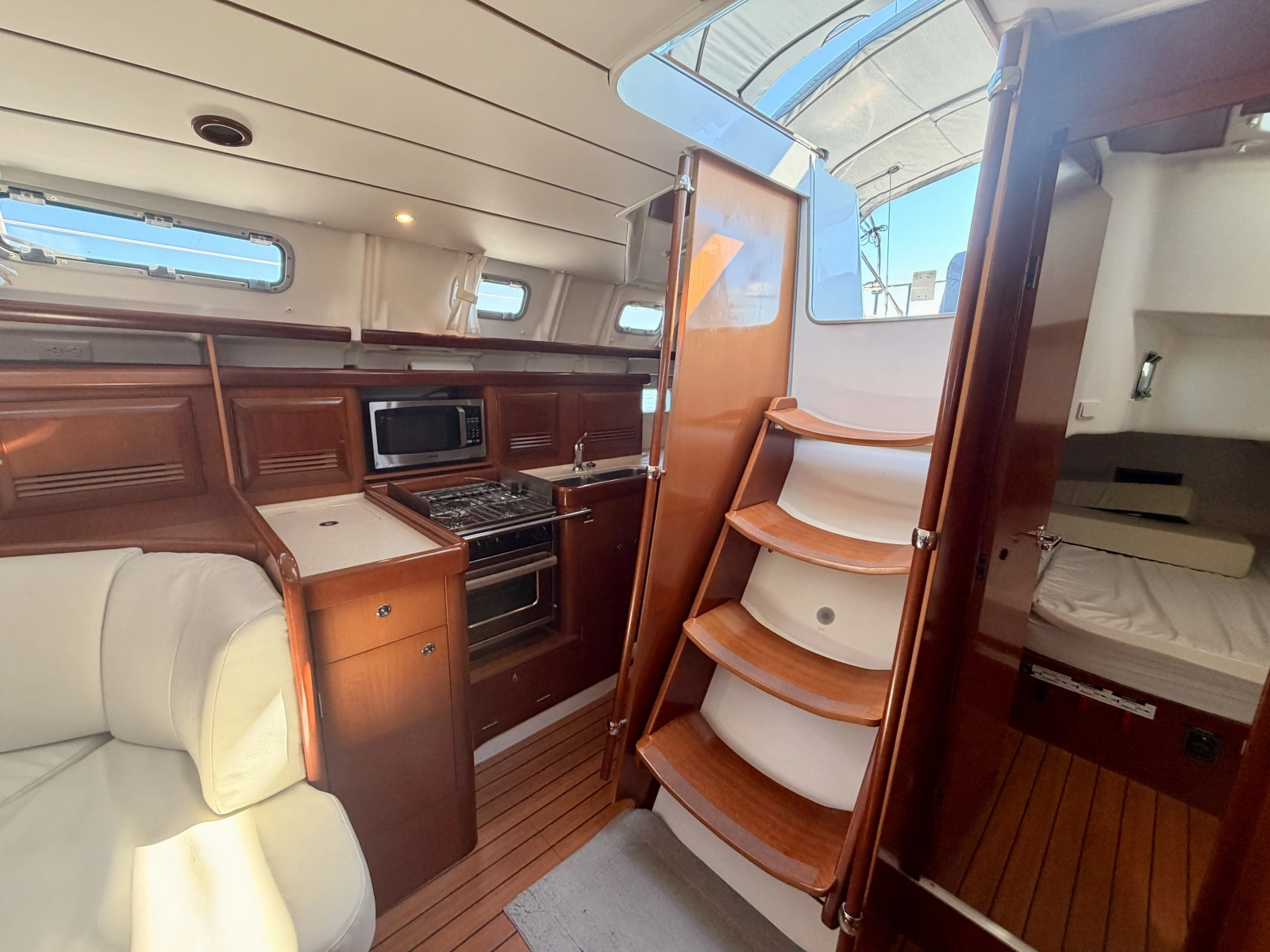 2006 Beneteau 423