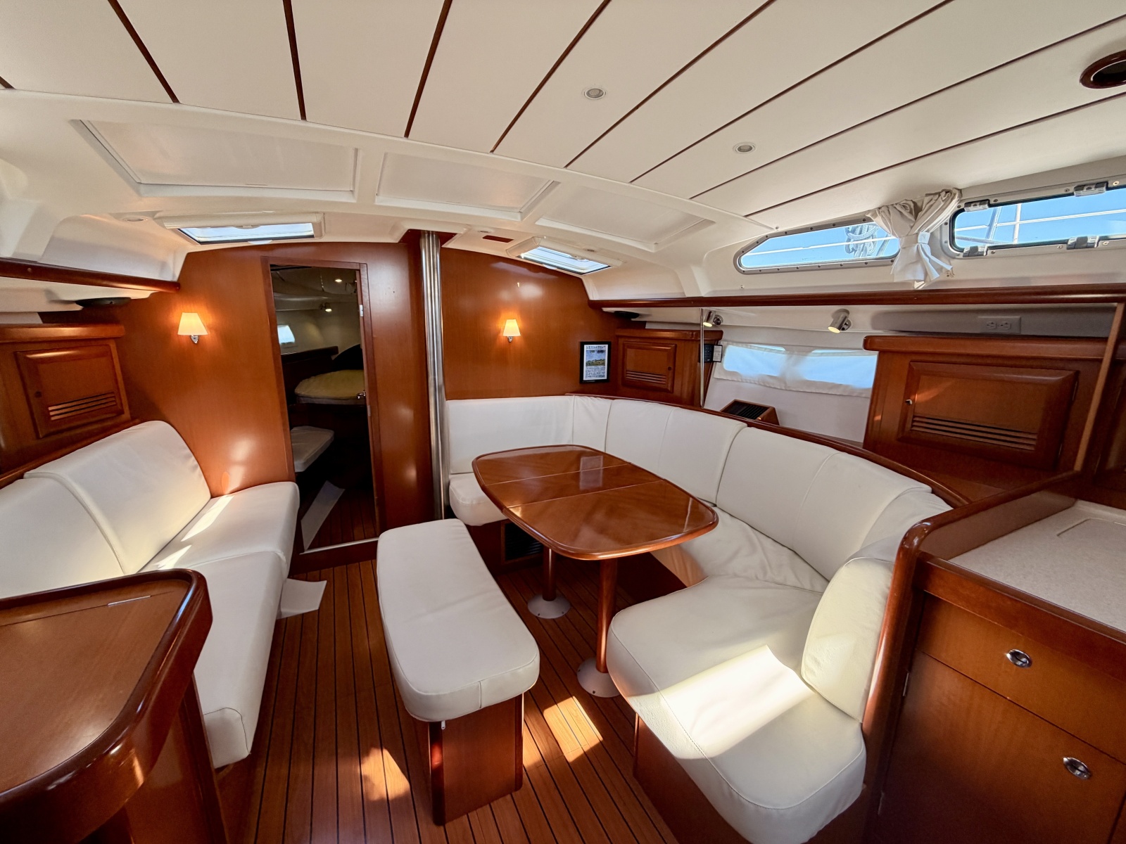 2006 Beneteau 423