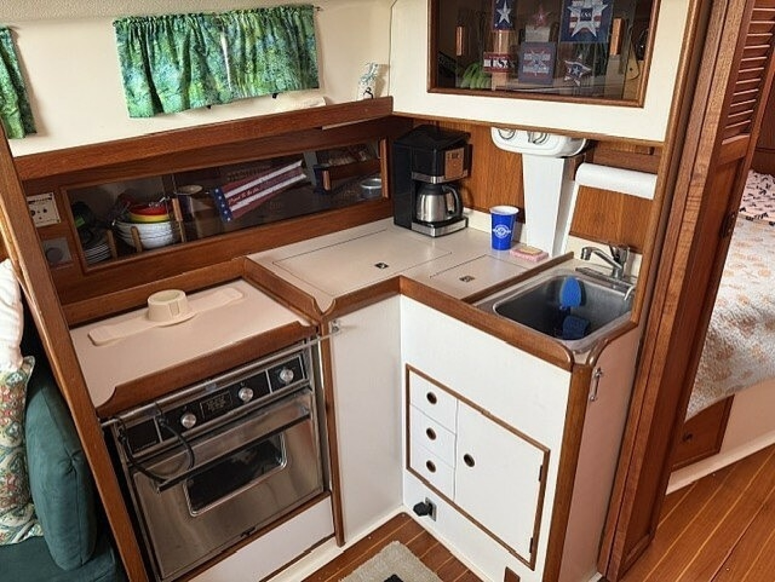 1985 Nonsuch Ultra