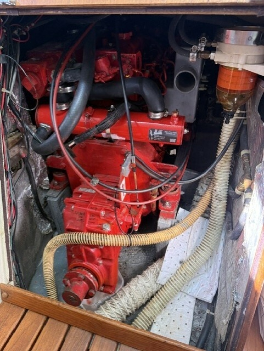1985 Nonsuch Ultra