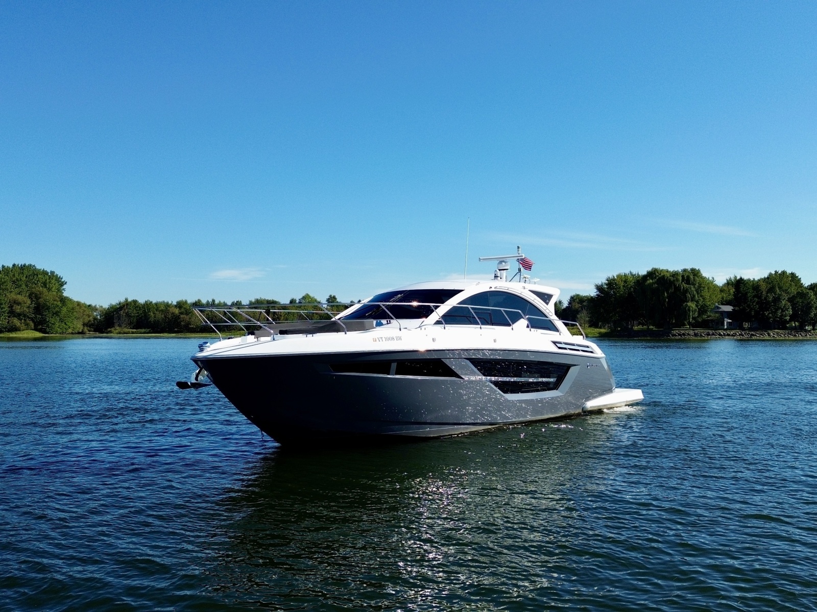 2023 Cruisers Yachts 50 Cantius