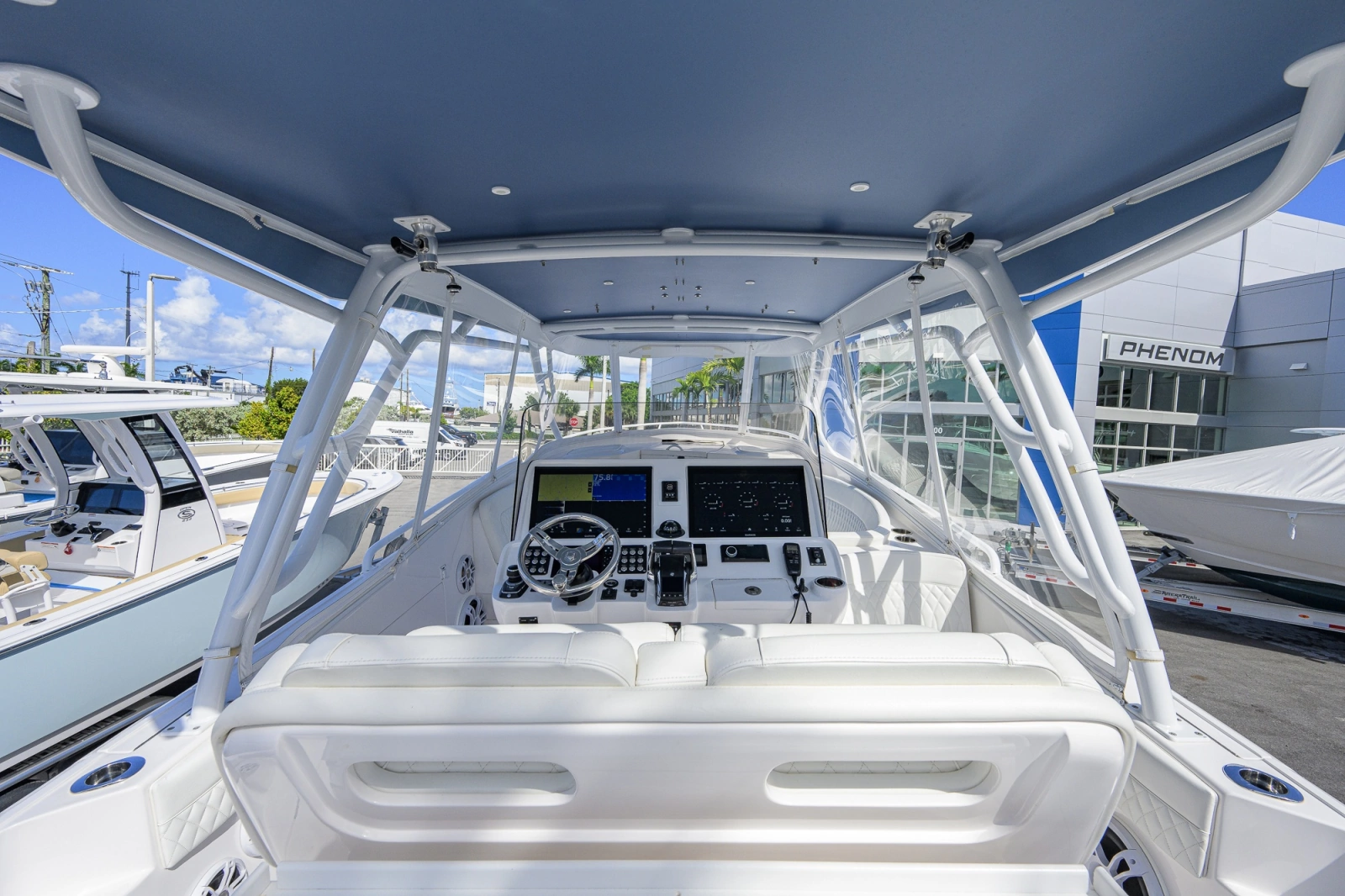 2022 Intrepid 409 Valor