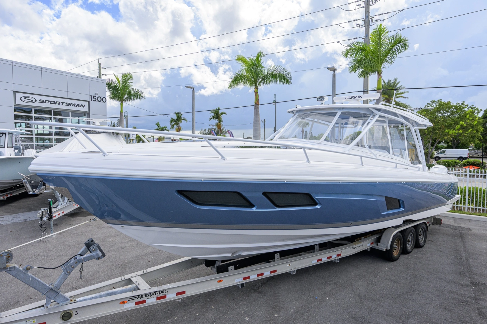 2022 Intrepid 409 Valor