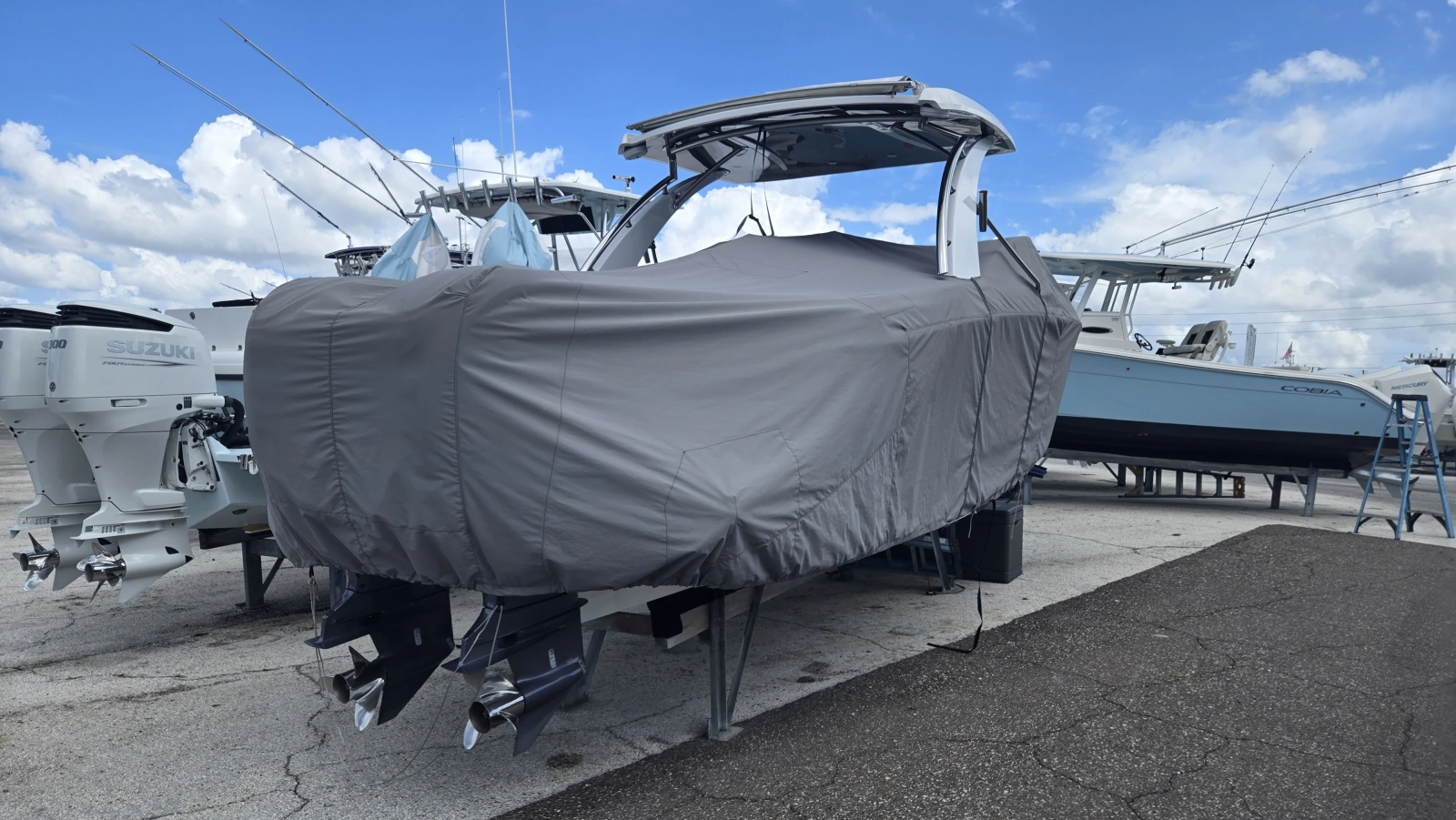 2023 Cobalt 30SC