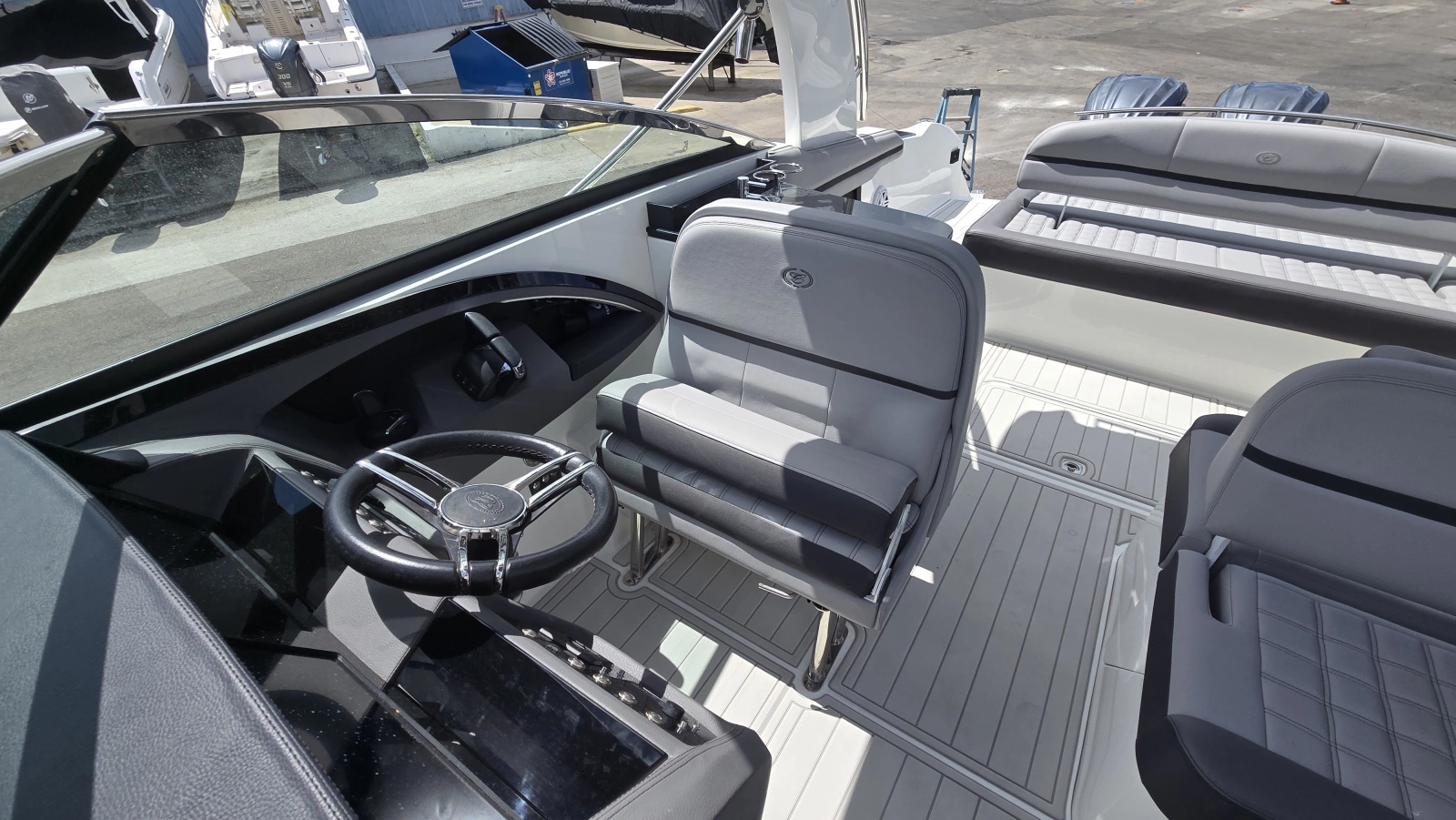2023 Cobalt 30SC