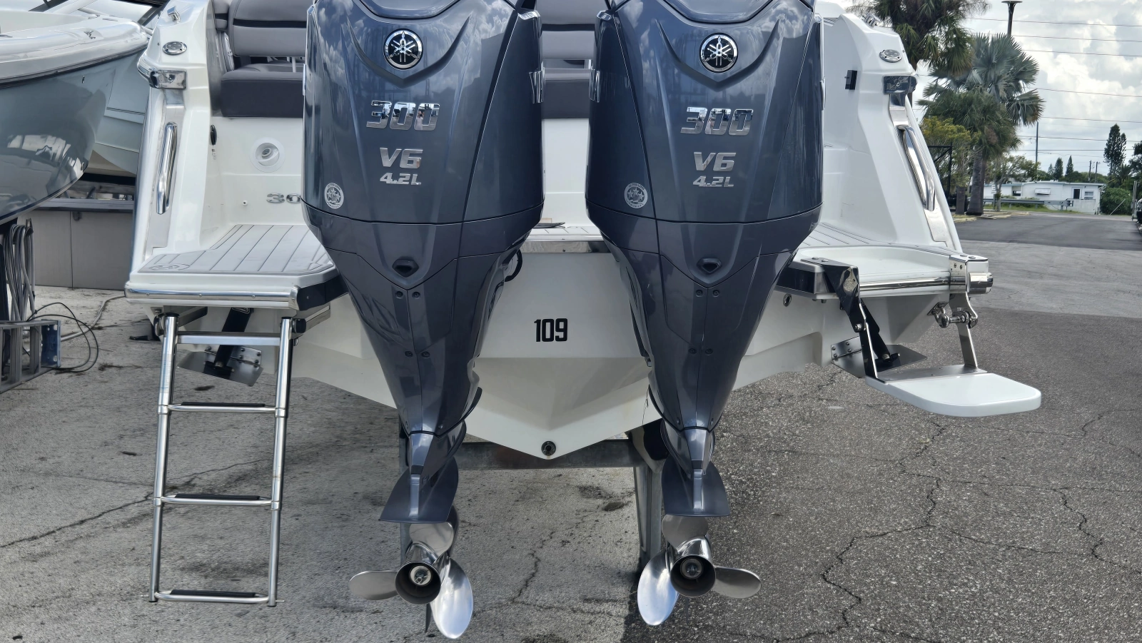 2023 Cobalt 30SC
