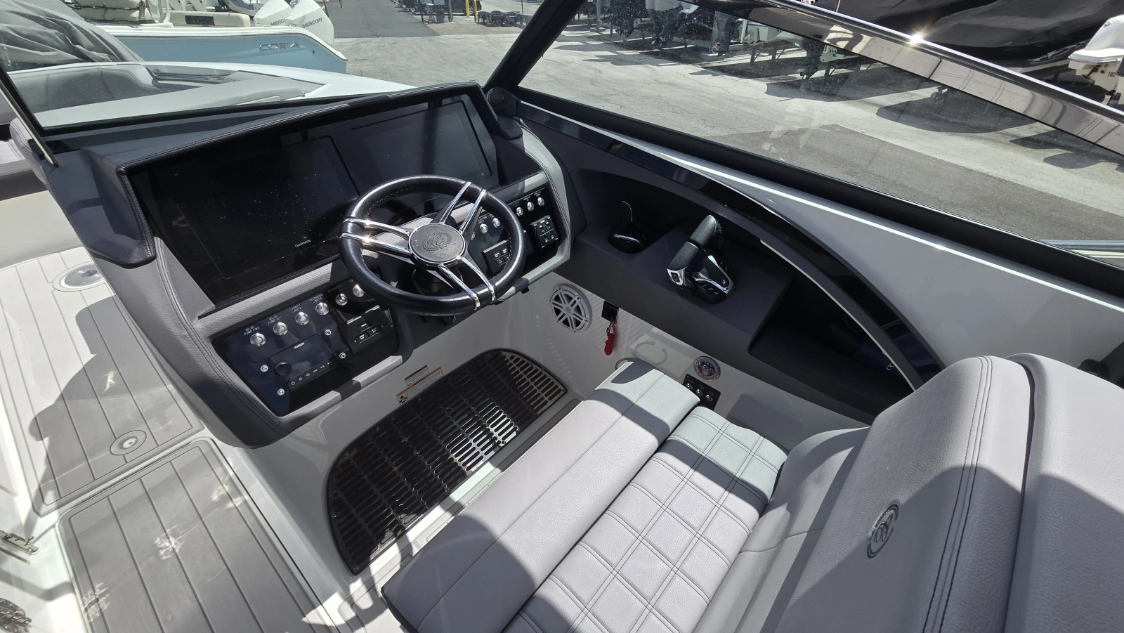 2023 Cobalt 30SC