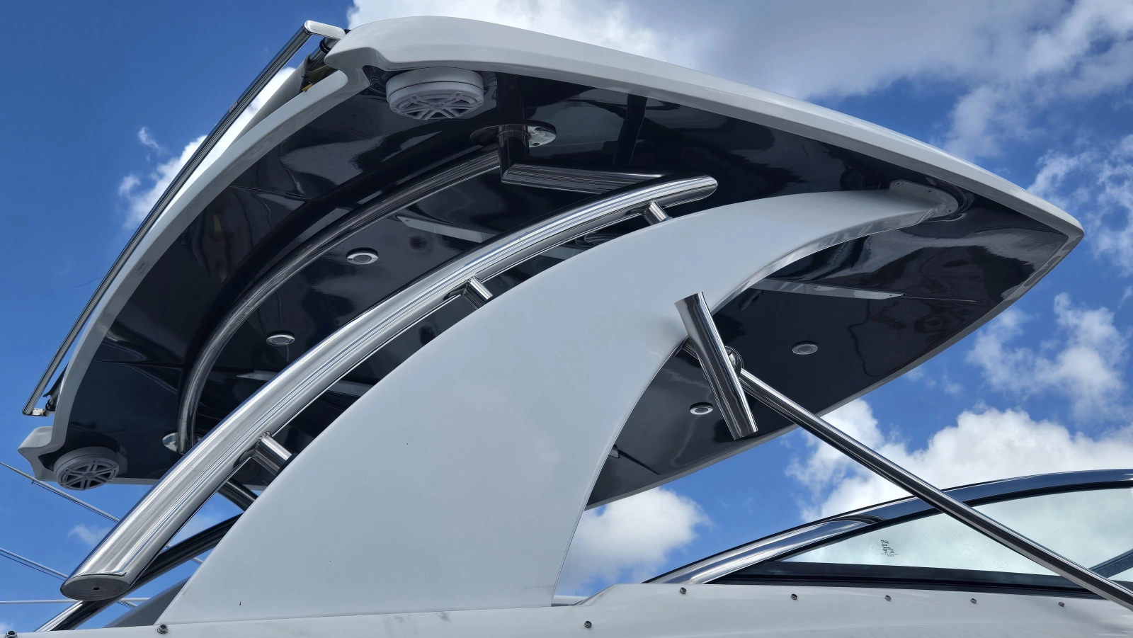 2023 Cobalt 30SC
