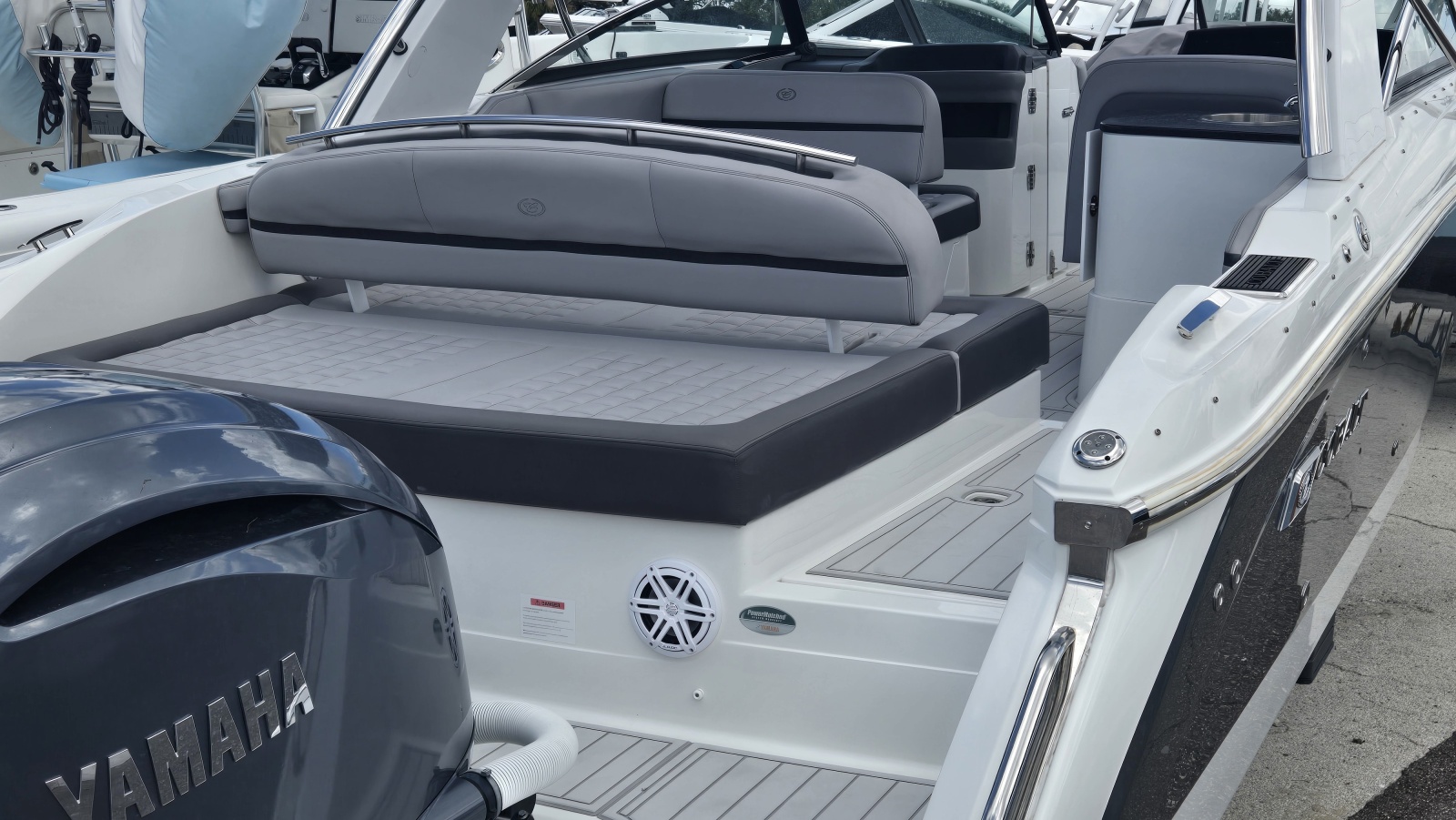 2023 Cobalt 30SC